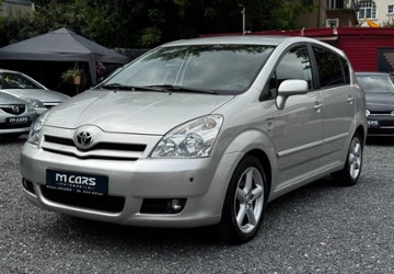 Toyota Corolla Verso 95.000 km 5.999 &euro; Bergisch Gladbach 51465