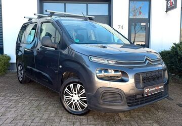 Citroen Berlingo 108.200 km 10.200 &euro; Hilden 40724