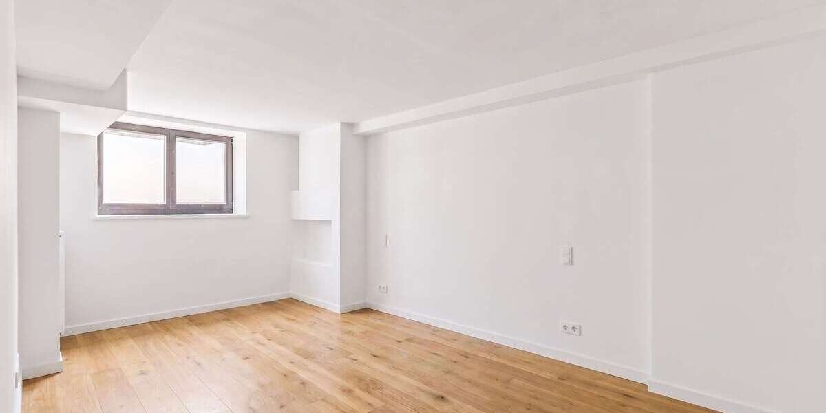 Etagenwohnung Düsseldorf-Oberkassel Oberkassel - 2 Zimmer, 104 m&sup2;, 2.450&euro; | Angebot:26926314