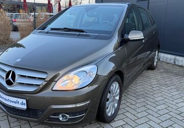 Mercedes-Benz B 180 94.000 km 5.600 &euro; Dormagen 41540