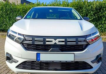 Dacia Sandero 8.400 km 13.650 &euro; Remscheid 42899