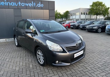 Toyota Verso 182.000 km 5.900 &euro; Dormagen 41540