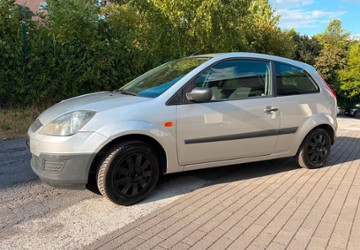 Ford Fiesta 96.000 km 3.500 &euro; Solingen 42657