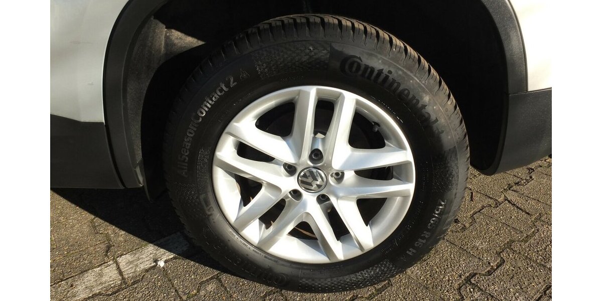 VW Tiguan 1.4 TSi FREESTYLE orig ATM 68.108 km ! 147.540 km 7.908 &euro; Köln 50858