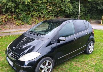 Mercedes-Benz A 180 260.863 km 1.300 &euro; Ratingen 40880