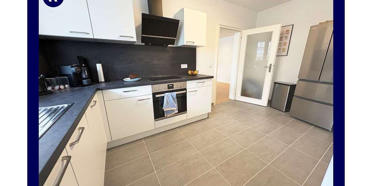Etagenwohnung Köln Bayenthal - 3 Zimmer, 112 m&sup2;, 1.700&euro; | Angebot:26943537